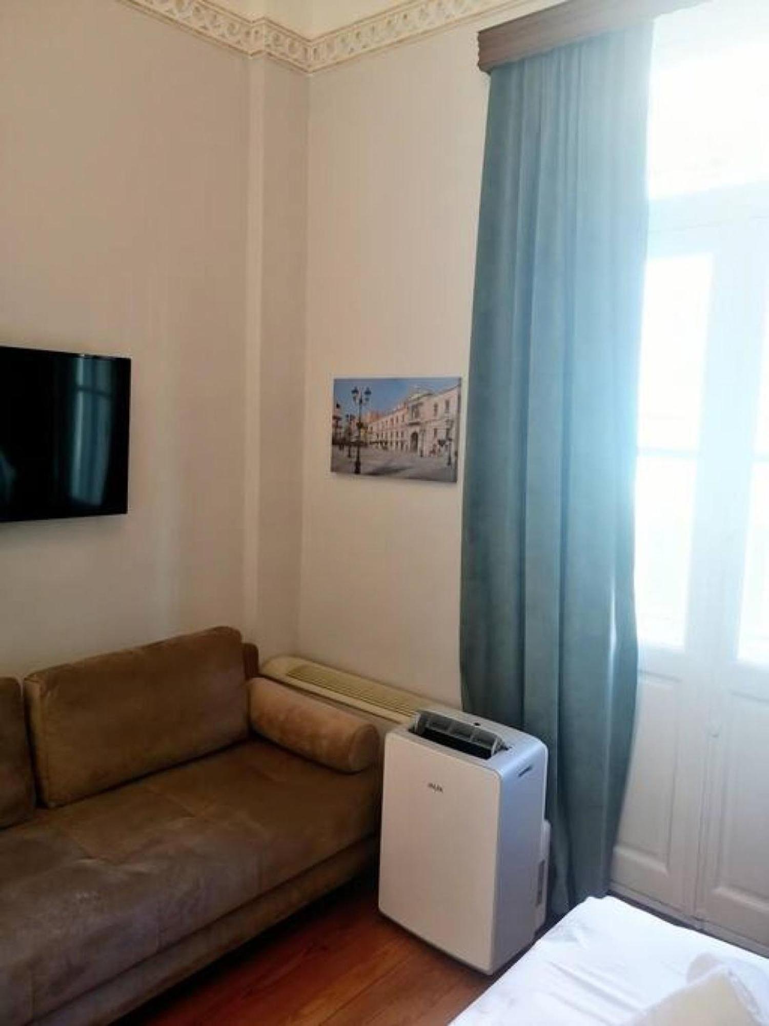 Elegant Apartment Under The Acropolis アテネ エクステリア 写真