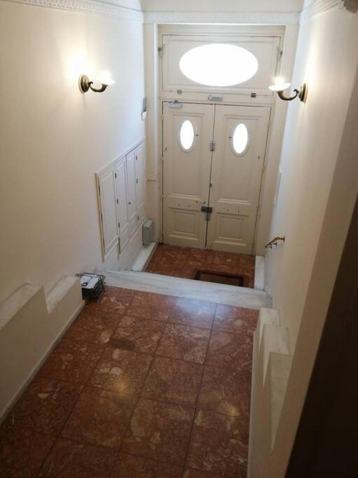 Elegant Apartment Under The Acropolis アテネ エクステリア 写真